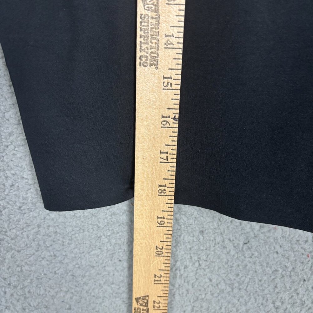 Nike Yoga Women's Dri-FIT Luxe Cropped Yoga Bra Tank Top Black Size 2XL. - Picture 12 of 12